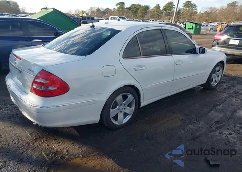 2006 Mercedes-Benz E 500 4Matic из США, поврежденный, VIN WDBUF83J46X201904